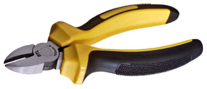 Side cutting plier