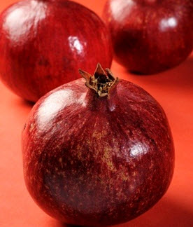 Fresh Pomegranates, Color : Red