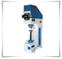 Vicker Hardness Testing Machine