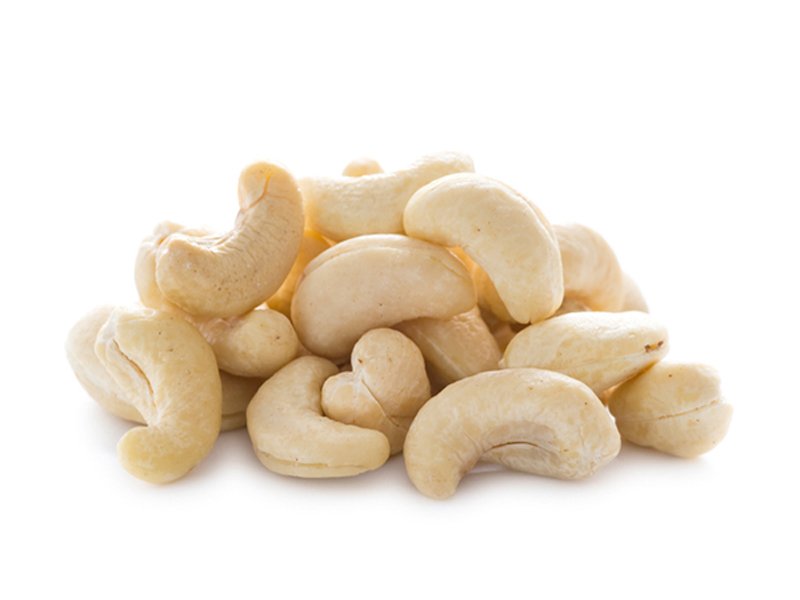 Oval cashew nuts, for Food, Snacks, Sweets, Certification : FSSAI Certified