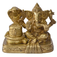 Astha Dhatu Ganesh With Shivling
