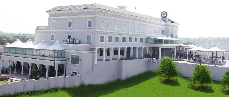 luxury Hotel in Jammu
