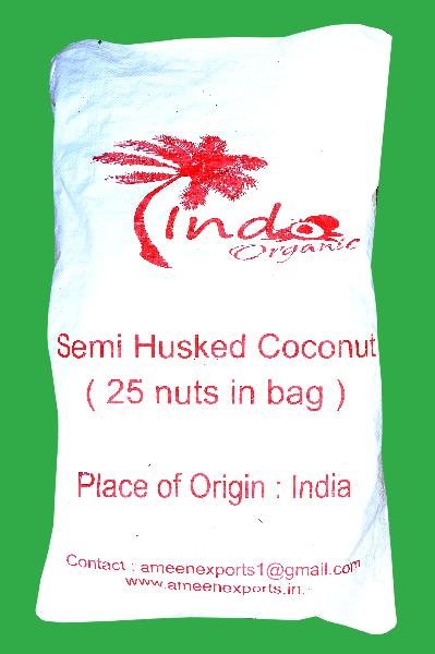 Semi Husked Coconuts, Color : Brown