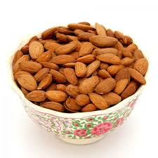 Kashmiri Almond Kernels