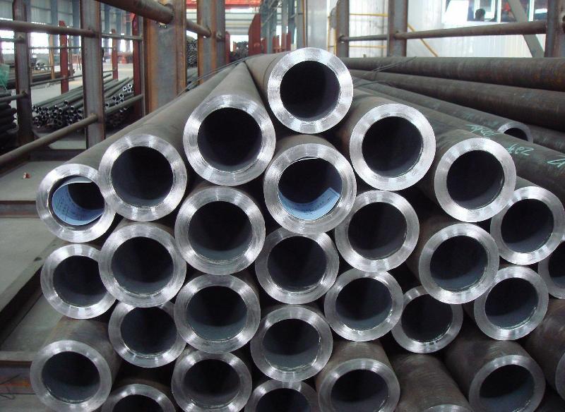 Alloy Steel Seamless Pipes