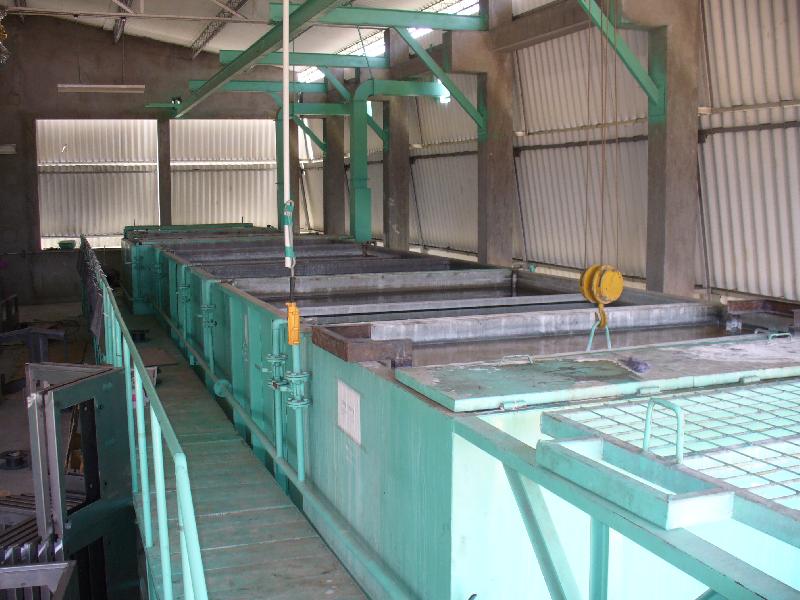 Pre- treatment tank for powder coating