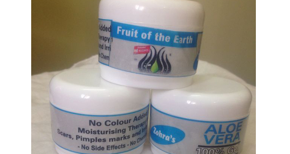 Zohras Aloe Vera Face Scrub, for Parlour, Personal, Packaging Type : Paper Box, Plastic Box, Plastic Tube