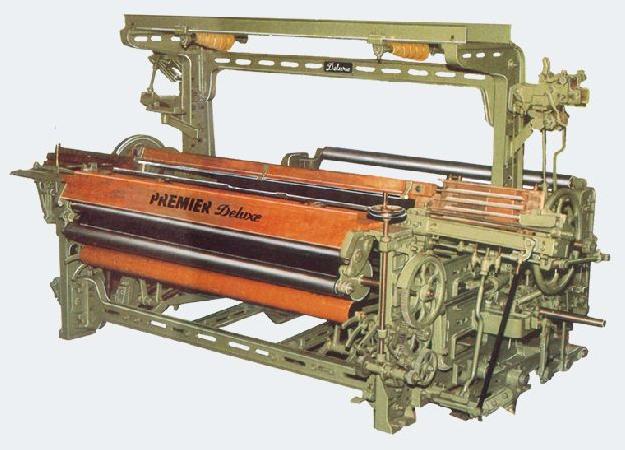 Shuttle loom