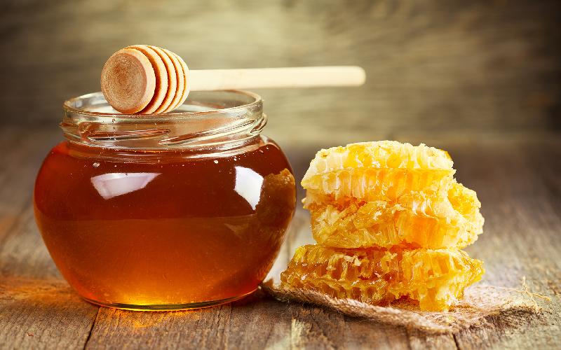 Organic Honey, for Personal, Cosmetics, Foods, Medicines, Feature : Digestive, Energizes The Body