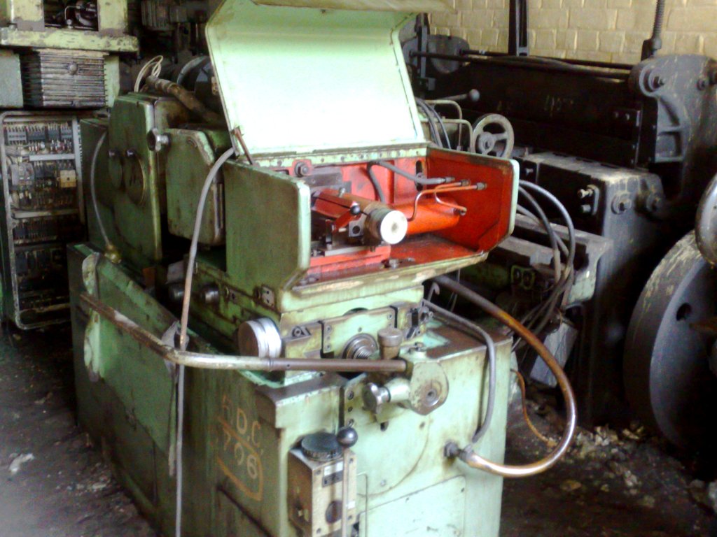 HMT Centreless Grinding Machine GCL 60 Manufacturer in Kolkata West