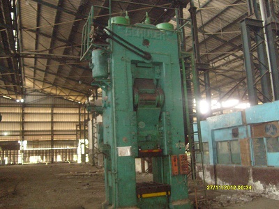 Used Knuckle Joint Press Machine - 2000Ton cap.