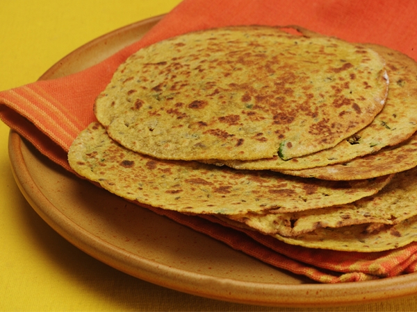Masala Khakhra, for Breakfast Use, Taste : Jeera, Salty, Spicy