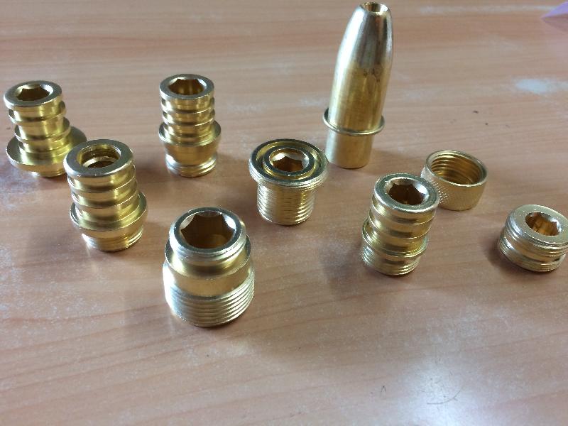 Polished Brass Nipples, for Automotive Industry, Fittings, Technics : Black Oxide