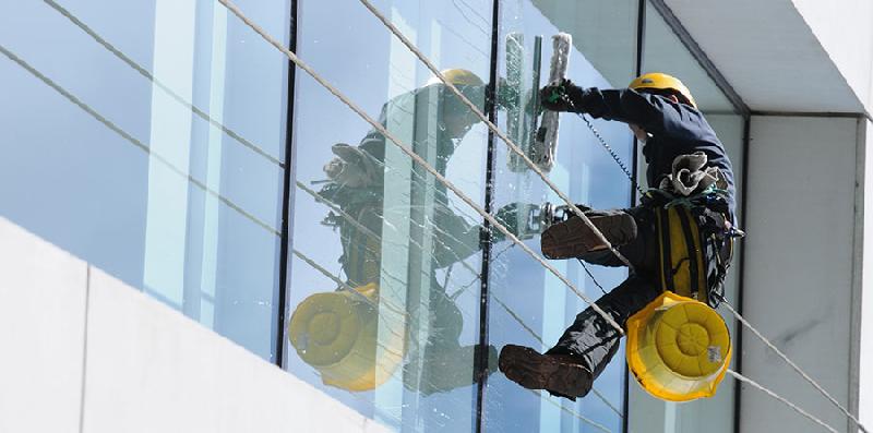 Office Glass Cleaning Services