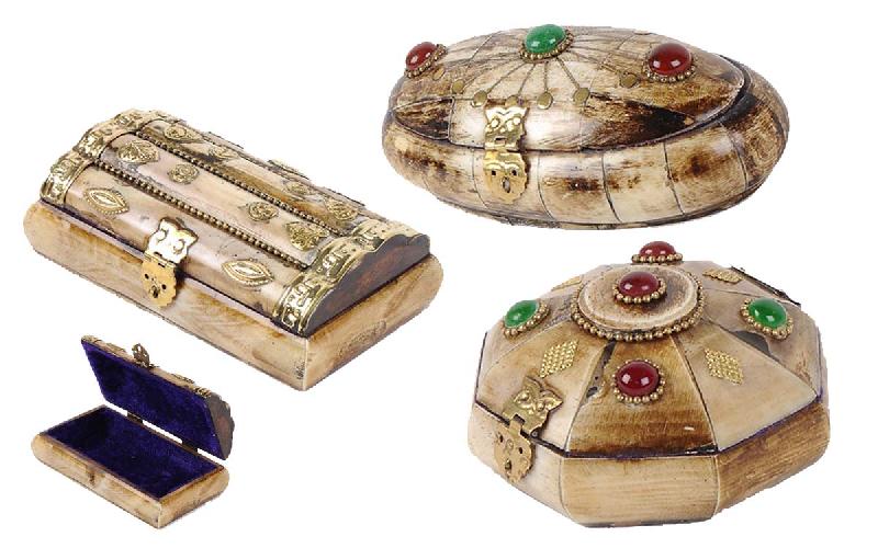 Horn bone jewelry boxes, Size : L:4 in, W:4 in, H:2in