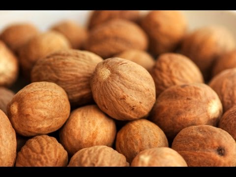 Organic whole nutmeg, Certification : FSSAI Certified