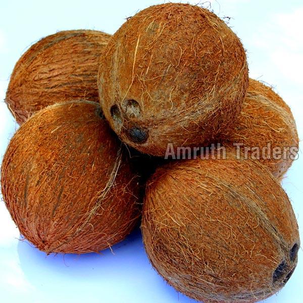 Natural Common fully husked coconut, Style : Fresh