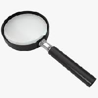 magnifying lens