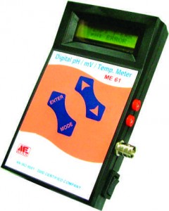 Microprocessor Portable Temp meter ME-61