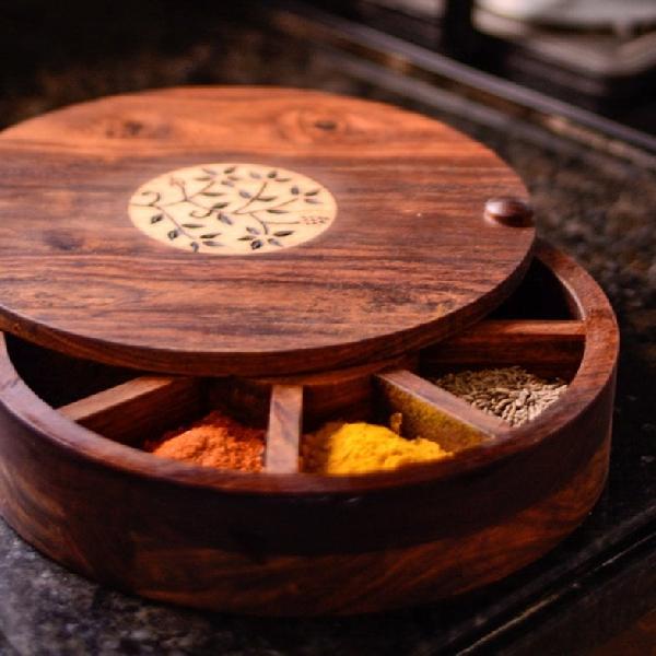 Wooden Spice Box, Feature : Leakage Proof