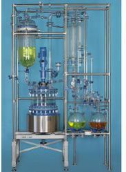 Glass Distillation Apparatus