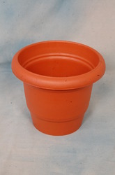 Plastic nursery pots