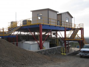 Raised Access Platforms for Top-Loading Trucks and Machinery