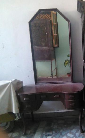 wooden dressing table