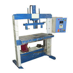 Hydraulic paper wrinkle plate making machine