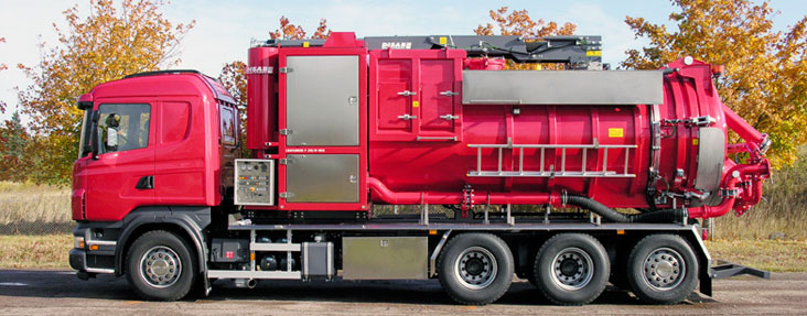 Truck mounted road sweeper