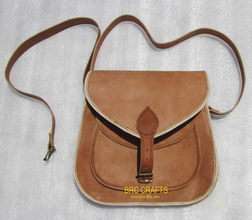 LB-04 LEATHER BAGS
