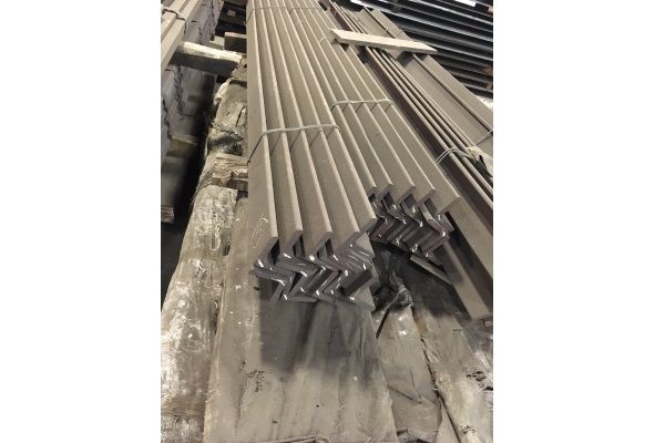 MANGANAL Angles Wear Resistant High Manganese High Carbon Steel