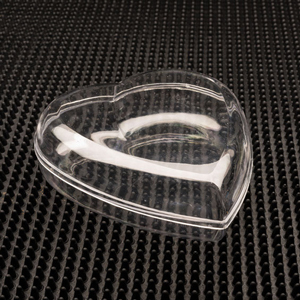 Medium Heart Shaped Clear Plastic Jewelry Boxes