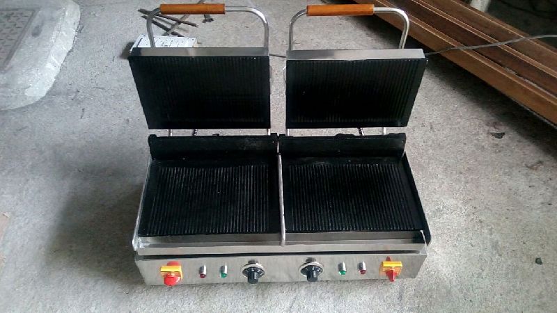 Stainless steel Double Sandwich Griller, Voltage : 220 - 240 V