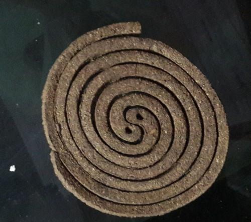 Cow Dung Mosquito Coil, Color : Brown