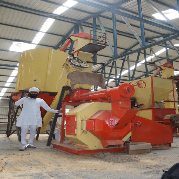 Cattle feed plant manufacturers - Namdhari Agro Industries, Khanna, Punjab
