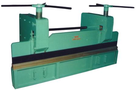 Manual Sheet Bending Machine