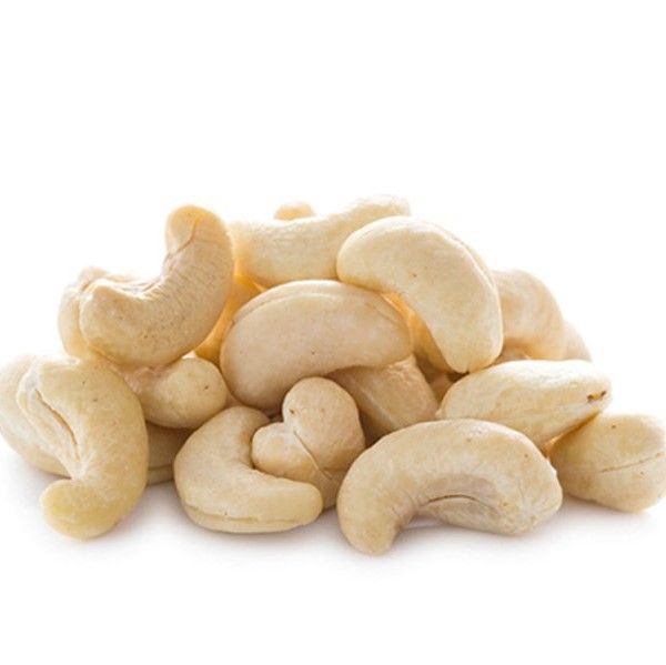 raw cashew nuts