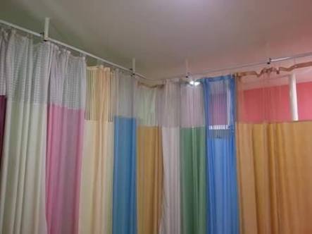 Crochet Hospital Curtains, for Impeccable Finish, High Grip, Good Quality, Easily Washable, Dry Clean