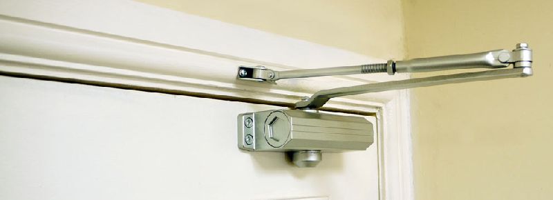 hydraulic door closer