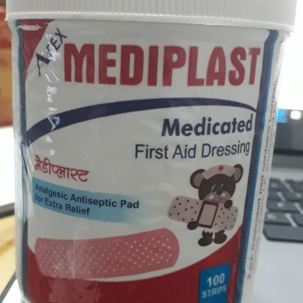 MEDICATED FIRST AID DRESSING MEDIPLAST