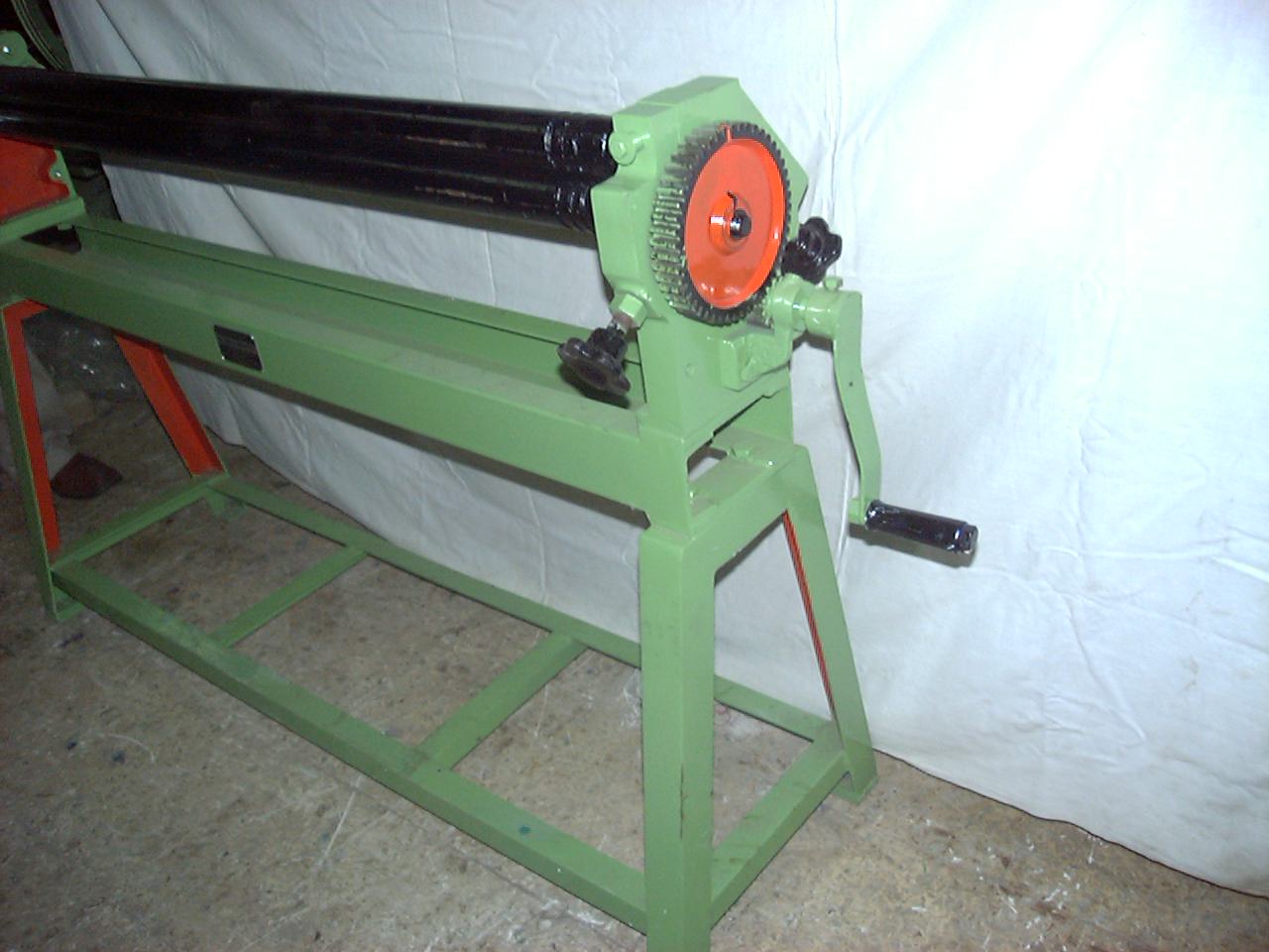 Slipout Type Hand Bending Roller Machine
