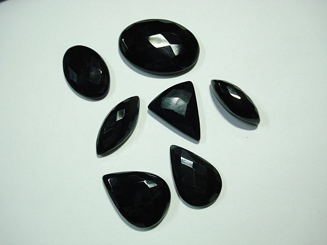 Oval Polished Black Onyx Faceted Cabochons