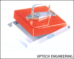 UPTECH PLATE TYPE MAGNETIC SEPARATOR