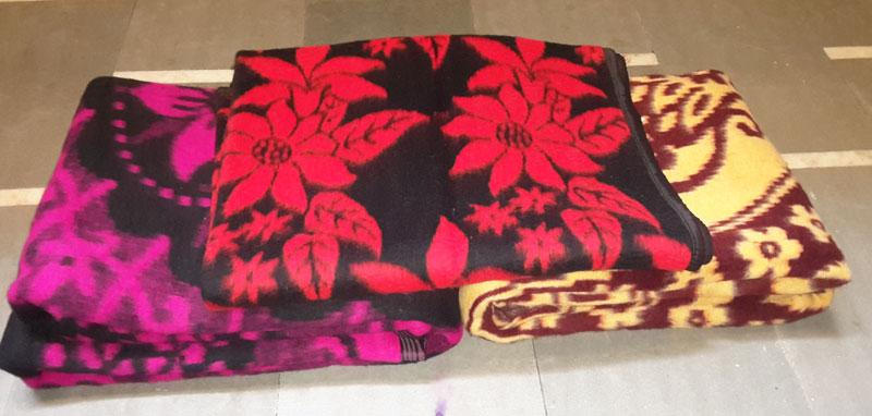 Jacquard Blankets, for Double Bed, Single Bed, Pattern : Printed