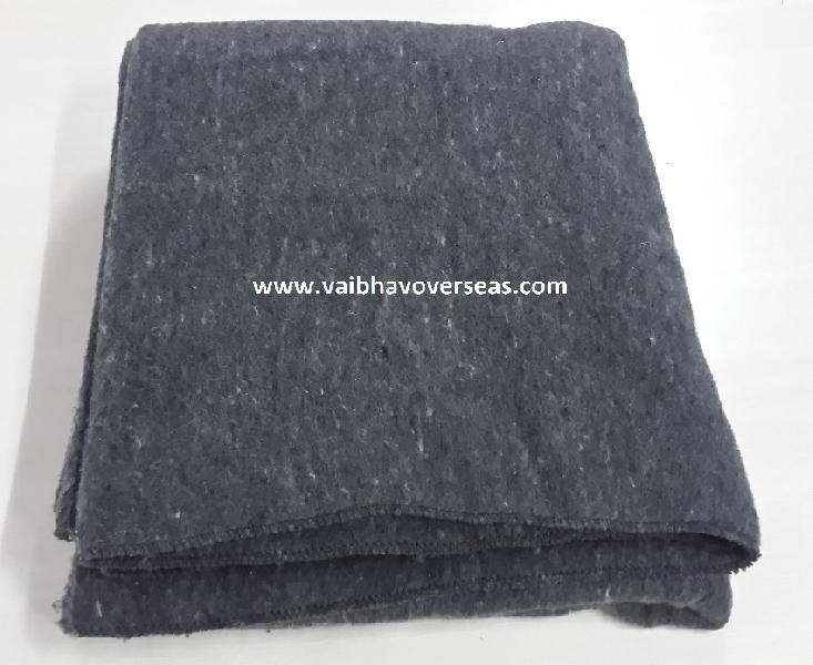 Vaibhav Overseas Plain 100% Polyester Refugee Blankets, Size : 150x200 Cm