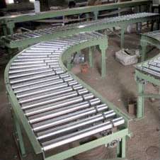 Metal Powered Roller Conveyor, Feature : Excellent Quality, Heat Resistant