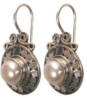Silver Earrings Item Code: 6456