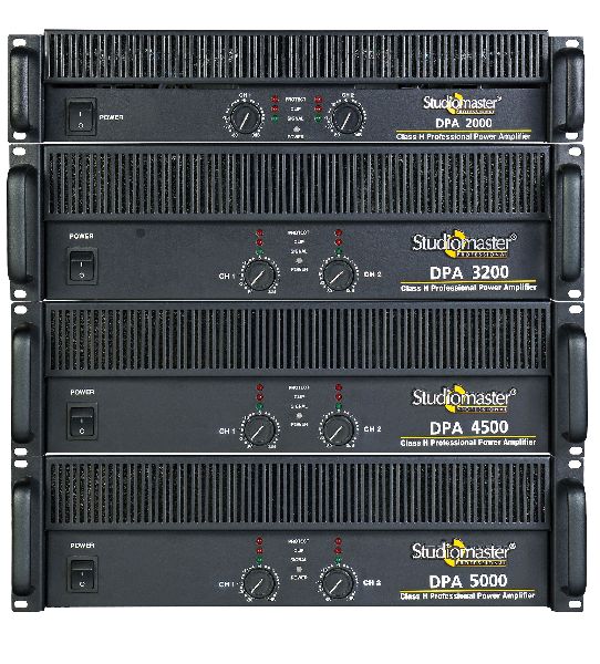 Studiomaster DPA 2000 power amplifier