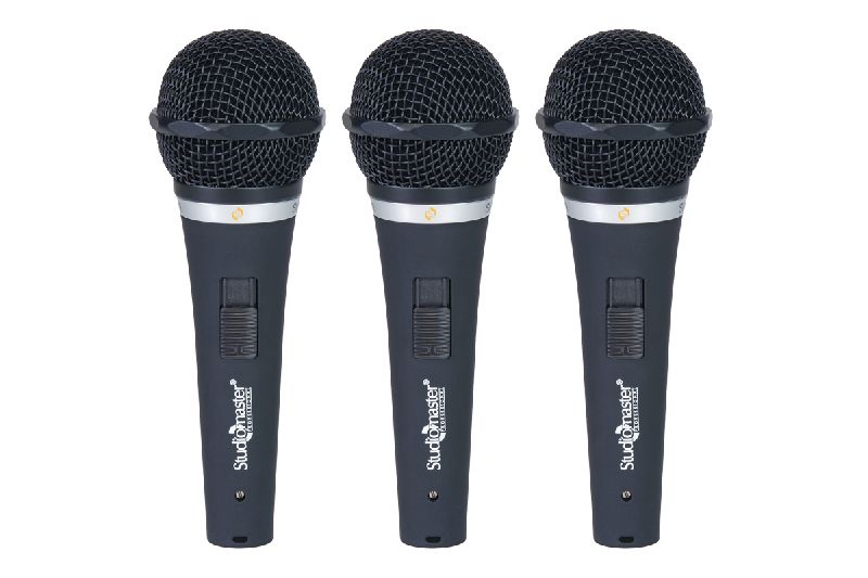 Studiomaster TRIO 200 microphones